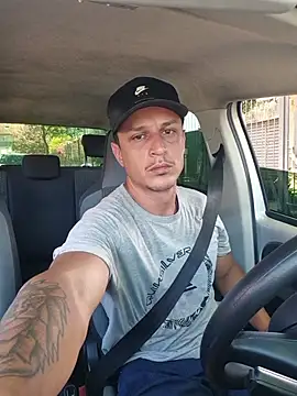 natanm13 online show from January 2026 03:06:02 PM