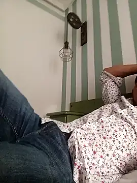 Snapshot of Carlitos2728 chatting on January 2026 01:27:02 PM Carlitos2728 online show from January 2026 01:27:02 PM