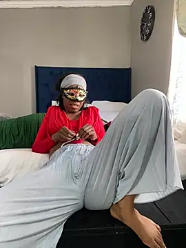 CreamyCupCake 96 online show from April 2026 12:09:02 PM