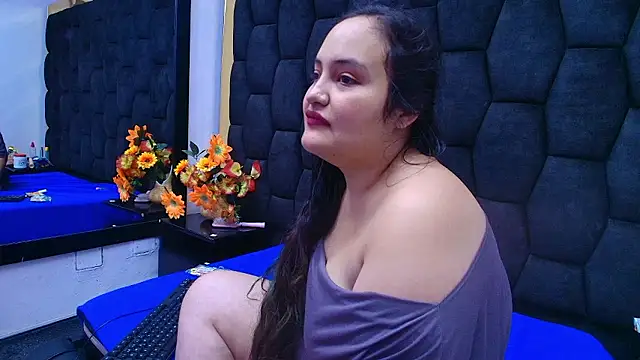 MiaRouss69 online show from January 2026 02:11:02 PM