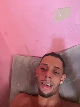 magrodotado33 online show from January 2026 06:10:01 PM