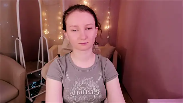 SunshineBlaze online show from March 2026 05:35:01 AM