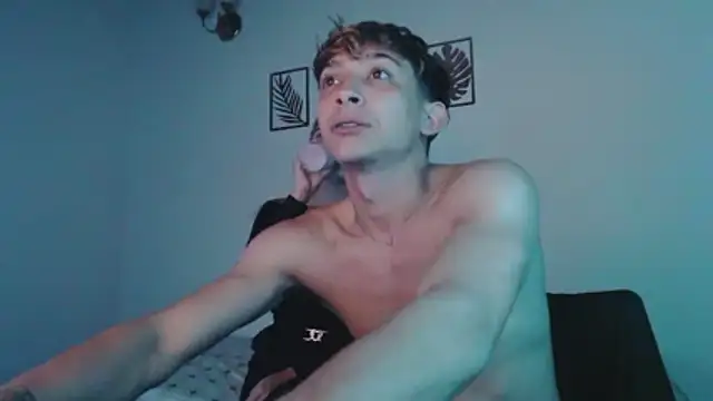 YoungKing SweetBunny online show from January 2026 03:31:01 AM