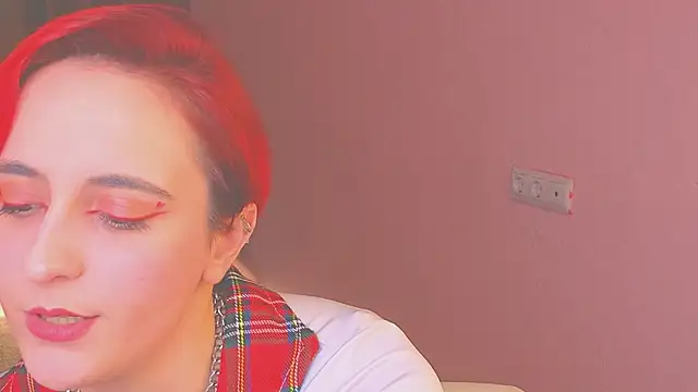 KellyRedPeppers online show from January 2026 01:04:01 PM