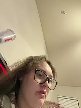 julia4thewin online show from February 2026 05:08:02 AM