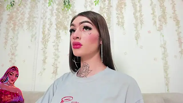 lizz lunna online show from April 2026 08:09:01 PM