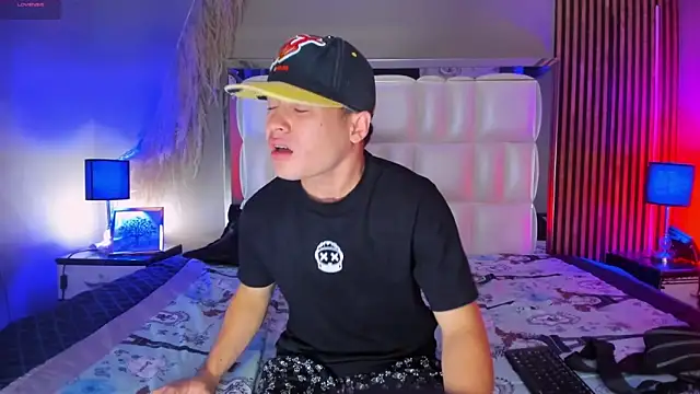 Roger And Ramona online show from March 2026 12:38:02 PM