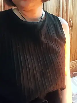 Snapshot of Myna_999 chatting on January 2026 02:39:01 AM Myna 999 online show from January 2026 02:39:01 AM