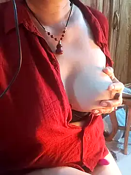 Snapshot of Myna_999 chatting on January 2026 03:12:02 AM Myna 999 online show from January 2026 03:12:02 AM