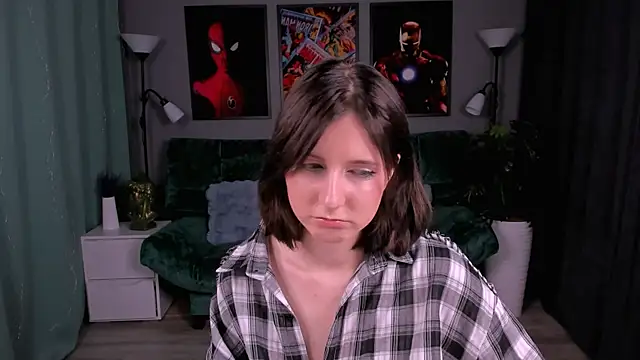 Snapshot of KikaOsterman chatting on February 2026 06:45:01 PM KikaOsterman online show from February 2026 06:45:01 PM