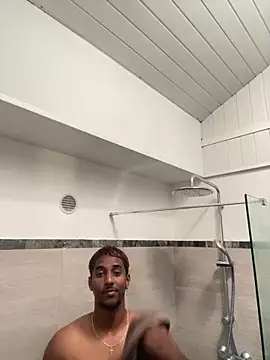 Snapshot of Axel_black10 chatting on February 2026 01:27:02 PM Axel black10 online show from February 2026 01:27:02 PM