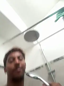 Snapshot of Axel_black10 chatting on March 2026 09:04:01 AM Axel black10 online show from March 2026 09:04:01 AM