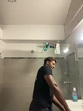 Snapshot of Axel_black10 chatting on March 2026 05:28:01 PM Axel black10 online show from March 2026 05:28:01 PM