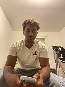 Snapshot of Axel_black10 chatting on March 2026 07:50:01 PM Axel black10 online show from March 2026 07:50:01 PM