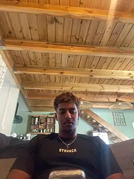 Snapshot of Axel_black10 chatting on April 2026 07:39:01 AM Axel black10 online show from April 2026 07:39:01 AM