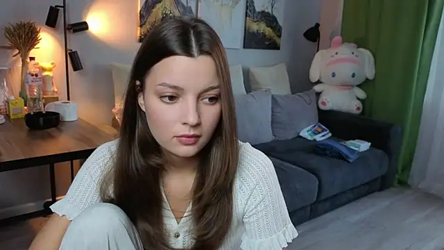 KitKatie online show from April 2026 12:02:01 PM