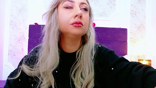 EvelinHill online show from February 2026 04:57:02 AM