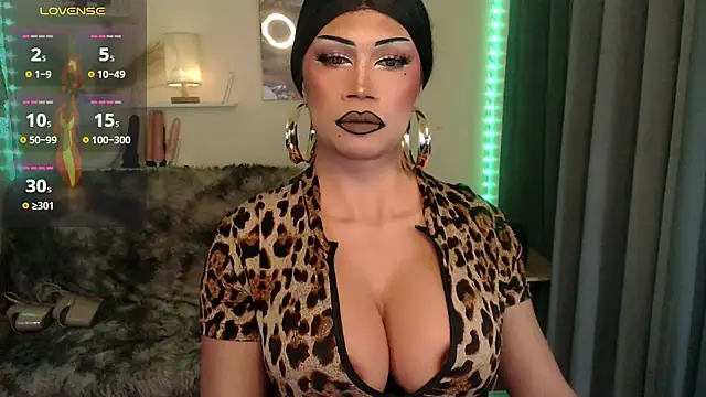 Snapshot of deliciousClaire chatting on March 2026 01:33:02 AM deliciousClaire online show from March 2026 01:33:02 AM