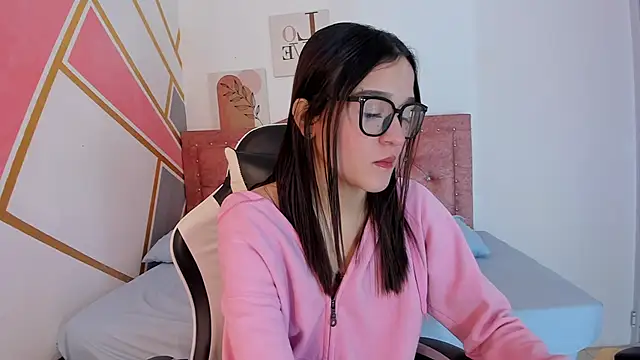 tiny ashly online show from January 2026 11:27:02 AM