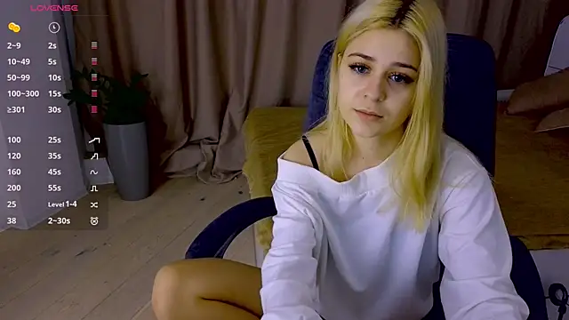 ApheliaStar online show from January 2026 04:23:02 PM