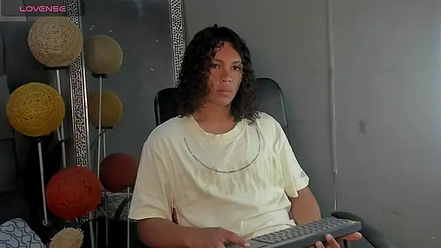 dylaans19 online show from February 2026 03:10:02 PM