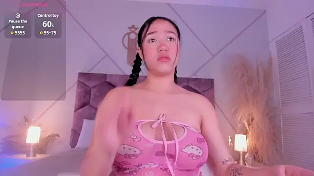 emily nova  online show from May 2026 11:52:02 AM