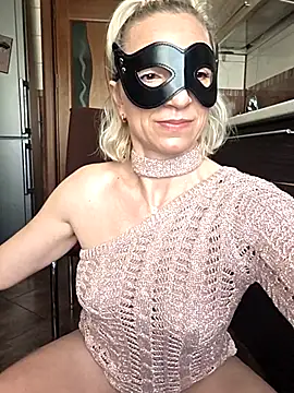 DahliaDew online show from January 2026 10:32:01 AM