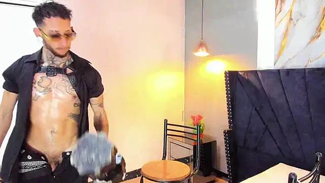 Snapshot of axel_valtier chatting on January 2026 03:45:02 AM axel valtier online show from January 2026 03:45:02 AM