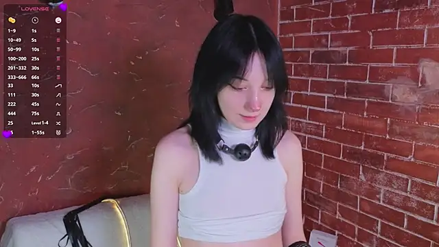 LisaBunnyy online show from February 2026 06:53:02 PM