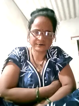 kiiuu sexe online show from February 2026 10:22:02 AM