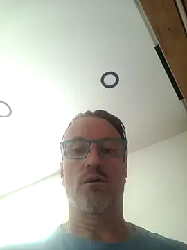 Snapshot of ballegs999 chatting on July 2026 12:14:01 PM ballegs999 online show from July 2026 12:14:01 PM