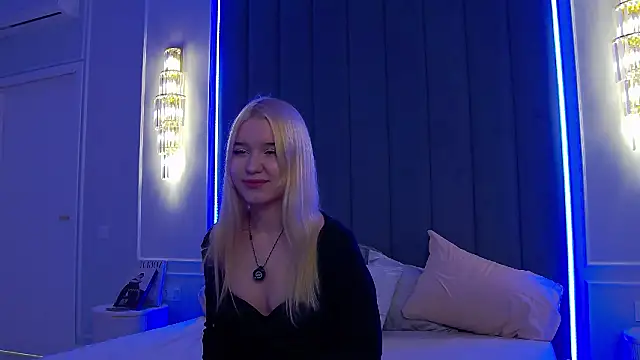 KimmyFlare online show from January 2026 01:38:02 PM