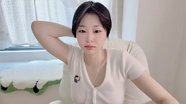 Snapshot of Onefiona chatting on July 2026 06:55:02 AM Onefiona online show from July 2026 06:55:02 AM