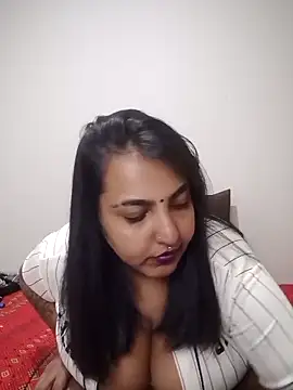 IndianBearxx online show from June 2026 06:14:01 PM