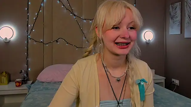 AdeleSilvy online show from March 2026 01:32:01 AM