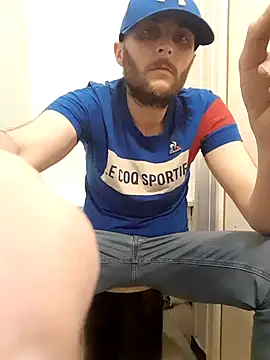 Snapshot of 80julien chatting on January 2026 03:39:01 PM 80julien online show from January 2026 03:39:01 PM