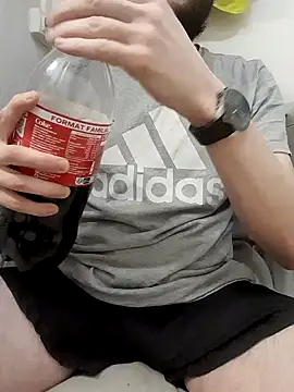 80julien online show from February 2026 11:43:02 PM