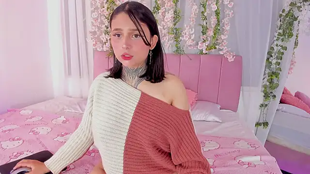 Snapshot of nicky_bonny18 chatting on February 2026 12:10:02 PM nicky bonny18 online show from February 2026 12:10:02 PM