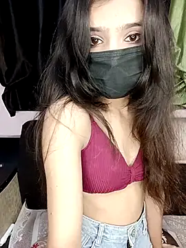 hotyjiyaaaa online show from March 2026 05:32:01 PM