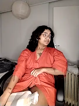 therealsun8 online show from February 2026 05:39:02 PM