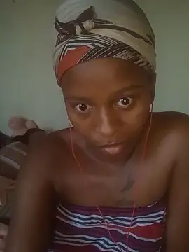 Snapshot of Princess2002Electron chatting on February 2026 04:39:02 AM Princess2002Electron online show from February 2026 04:39:02 AM