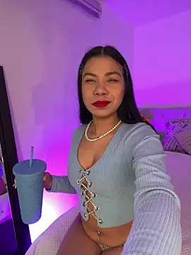Snapshot of Little_Lexyy chatting on June 2026 05:25:01 AM Little Lexyy online show from June 2026 05:25:01 AM