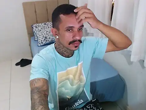 Snapshot of lipegonzalezz chatting on February 2026 02:51:01 PM lipegonzalezz online show from February 2026 02:51:01 PM