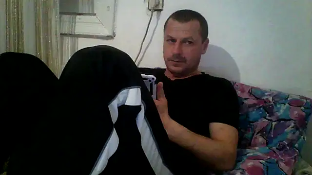 Ivan9iutt online show from January 2026 07:34:01 PM