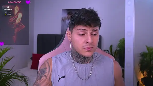 goldenatlasX online show from April 2026 08:17:01 PM