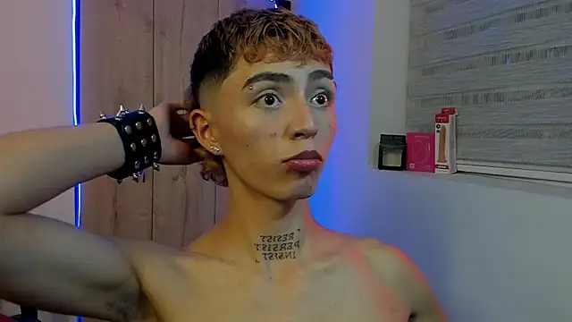 Snapshot of Maiky_Cooper01 chatting on January 2026 03:01:02 AM Maiky Cooper01 online show from January 2026 03:01:02 AM