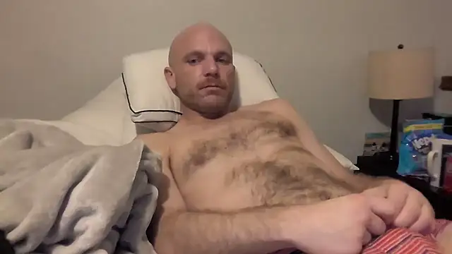 Snapshot of FrankieFuckMe chatting on February 2026 06:52:02 AM FrankieFuckMe online show from February 2026 06:52:02 AM