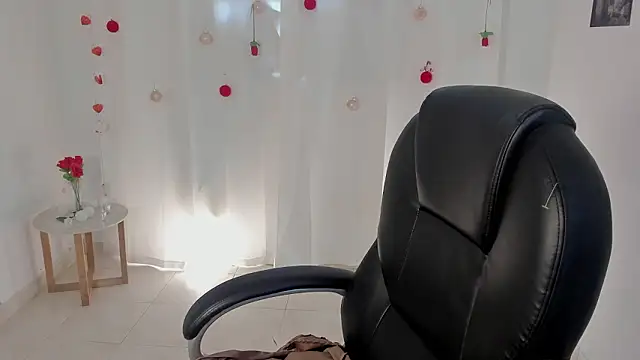 lanna  wilson online show from February 2026 12:49:01 PM