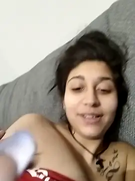 Roxanamadia online show from February 2026 08:13:02 PM