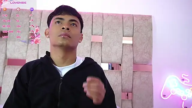 LiamJaxon online show from March 2026 03:12:01 AM